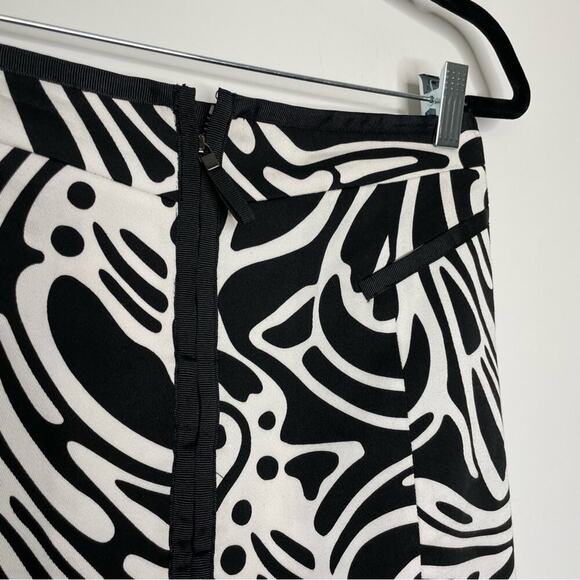 Etcetera Black Patterned Pencil Skirt with Zipper Detail 2 - Picture 4 of 6